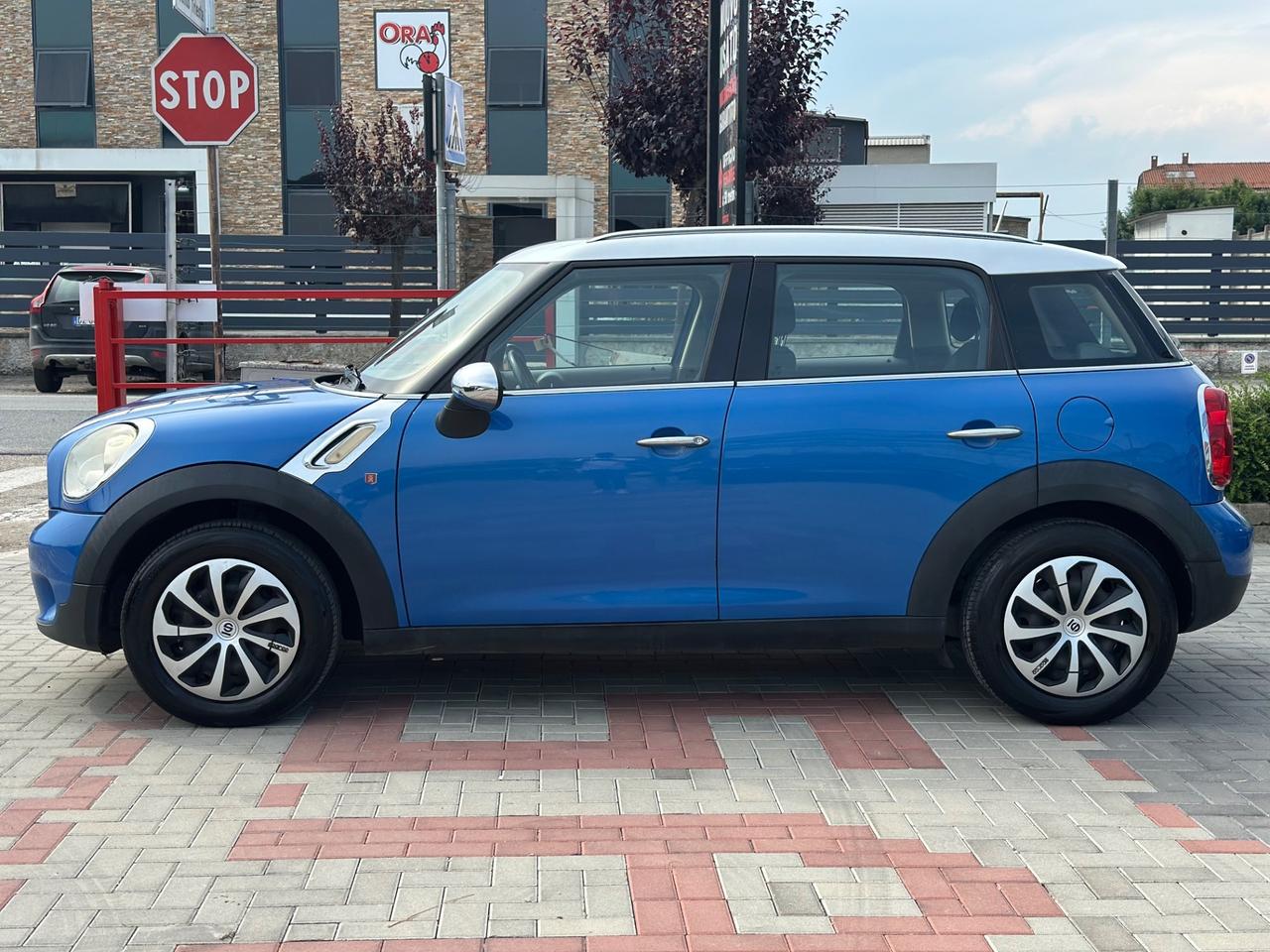 Mini Cooper Countryman 1.6GPL SCADENZA 2028