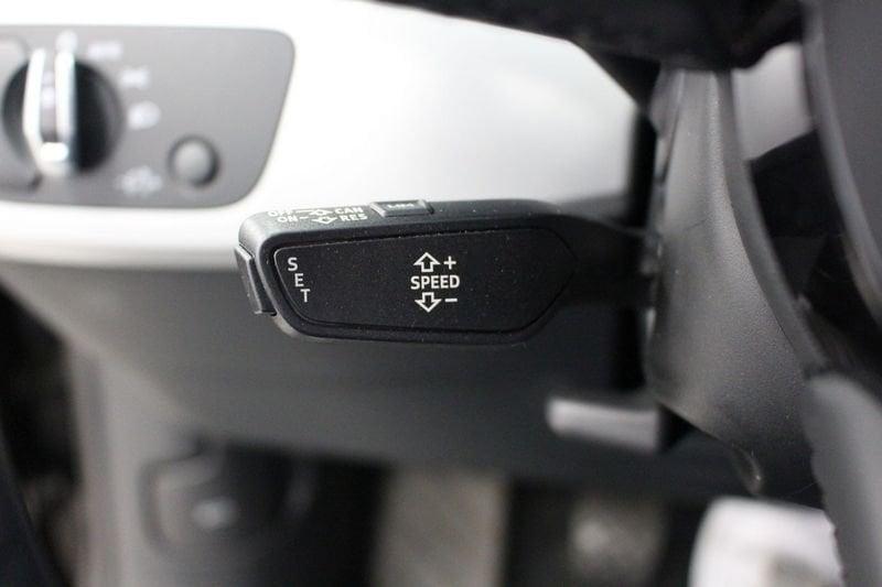 Audi A4 A4 30 TDI Business Advanced