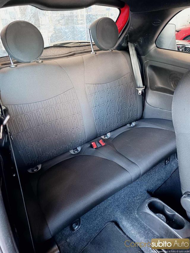 FIAT 500 1.0 Hybrid Red