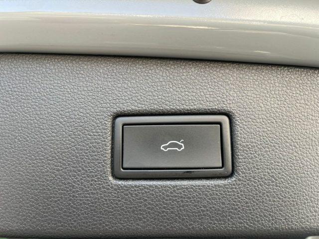VOLKSWAGEN Tiguan 2.0 TDI 150 CV SCR DSG Elegance