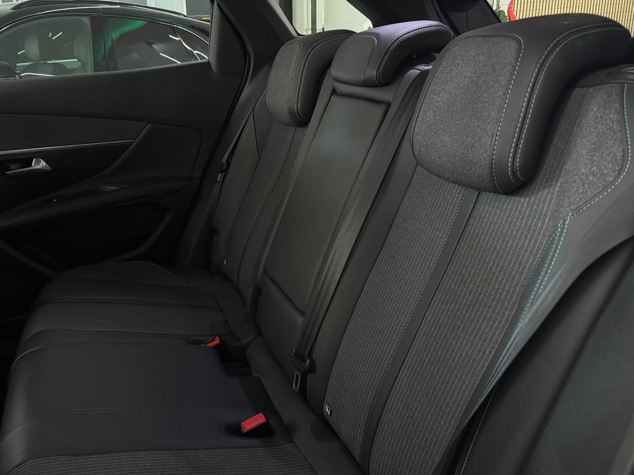 Peugeot 3008 130Cv EAT8 Allure Pack Full Opt