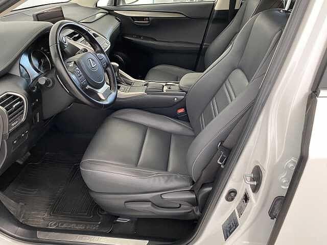 Lexus NX 300h NX-Series NX 300h HEV Premium aut 4WD