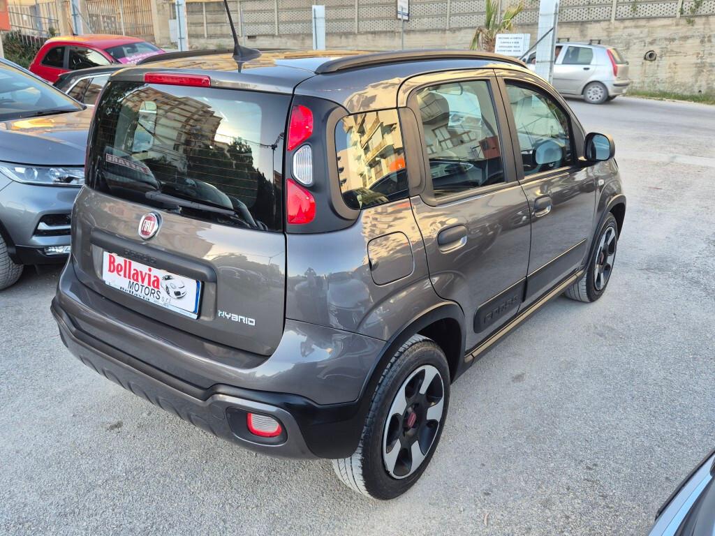 Fiat Panda CROSS 1.0 FireFly CROSS Hybrid