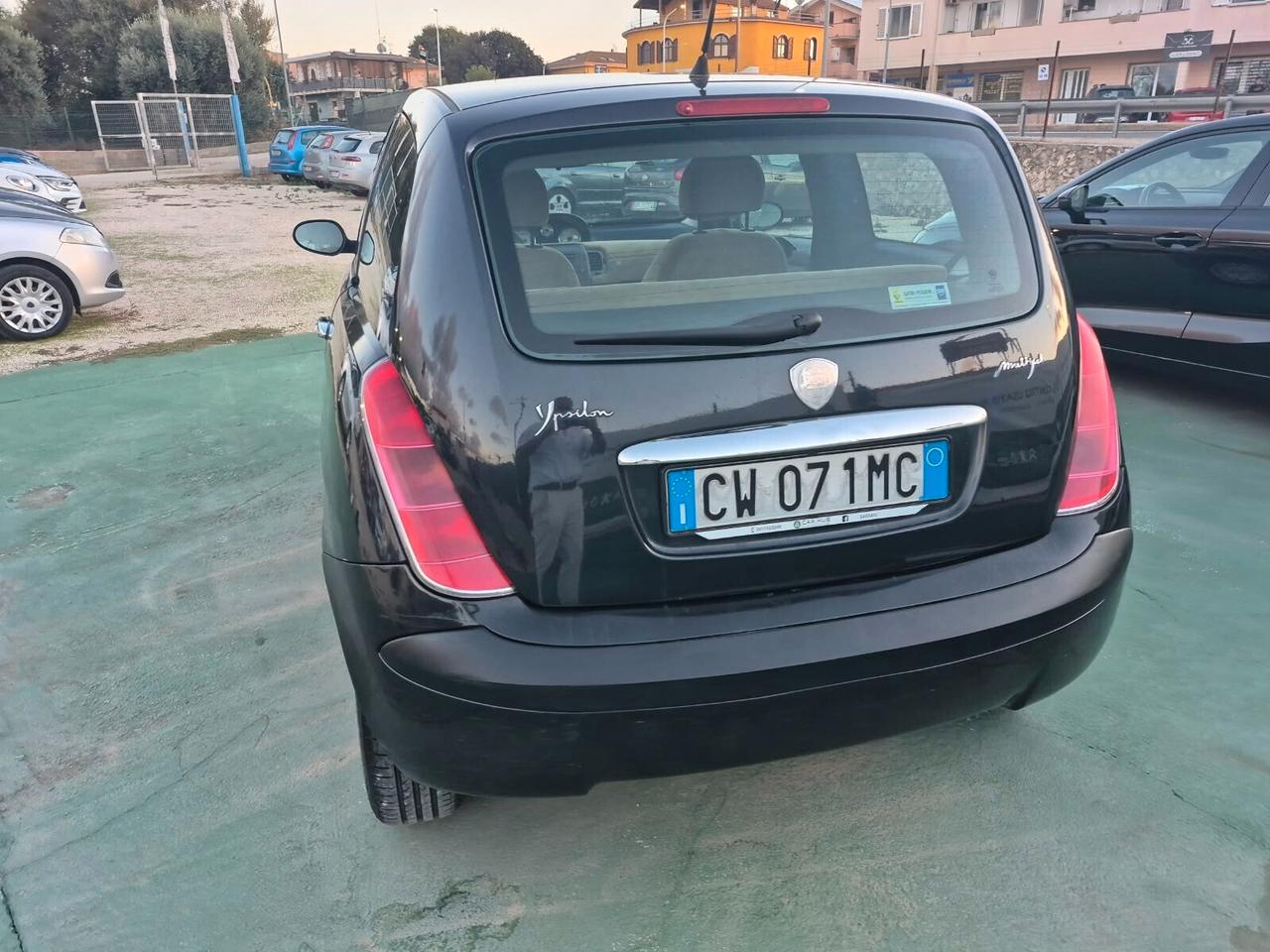 Lancia Ypsilon 1.3 Multijet 16V Platino