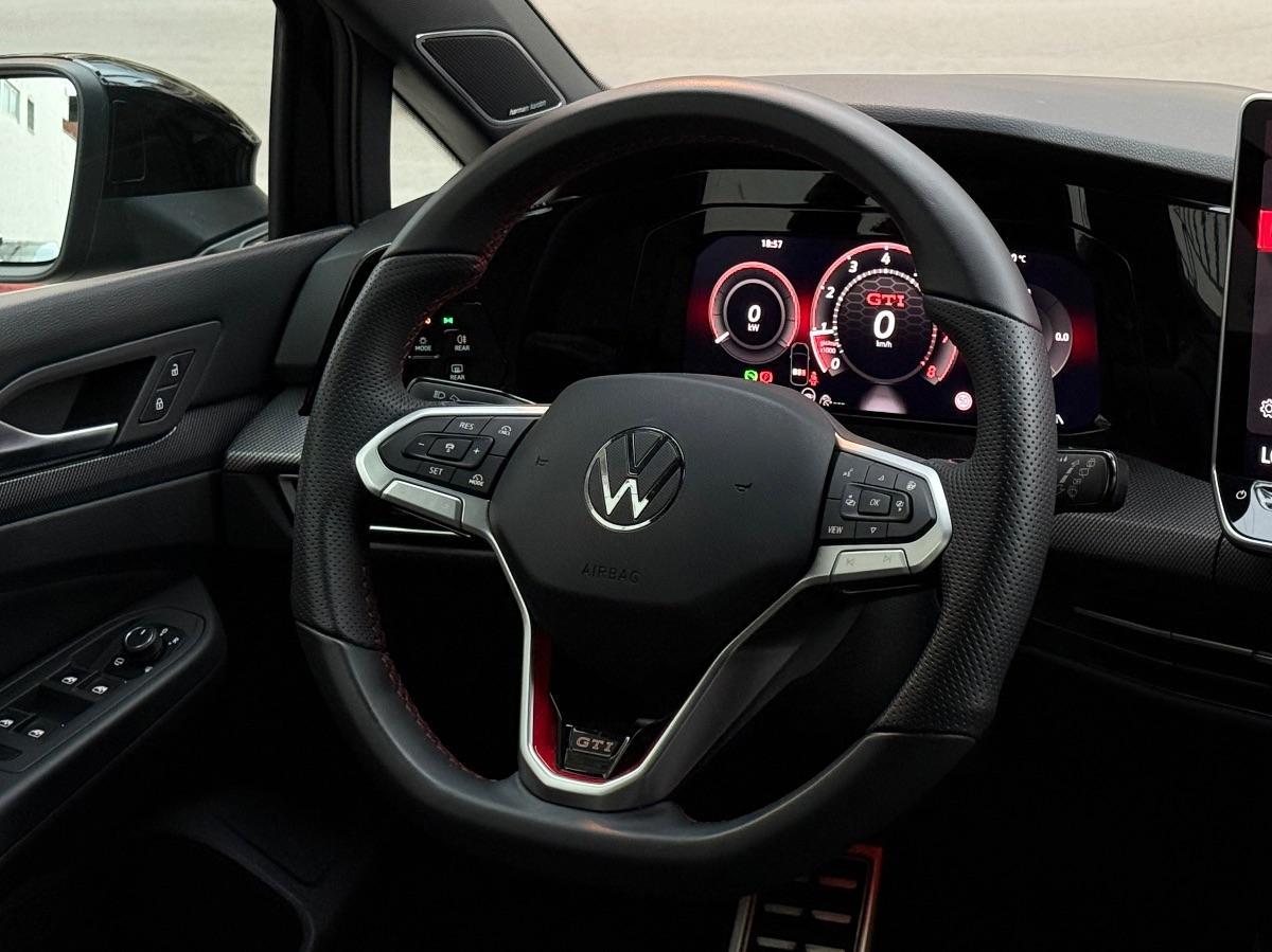 New Volkswagen Golf 8.5 GTI 2.0 TSI 265 CV