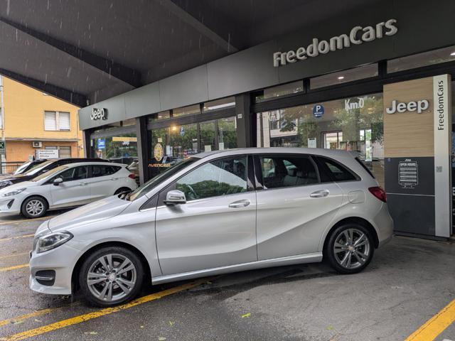 MERCEDES-BENZ B 180 d Premium