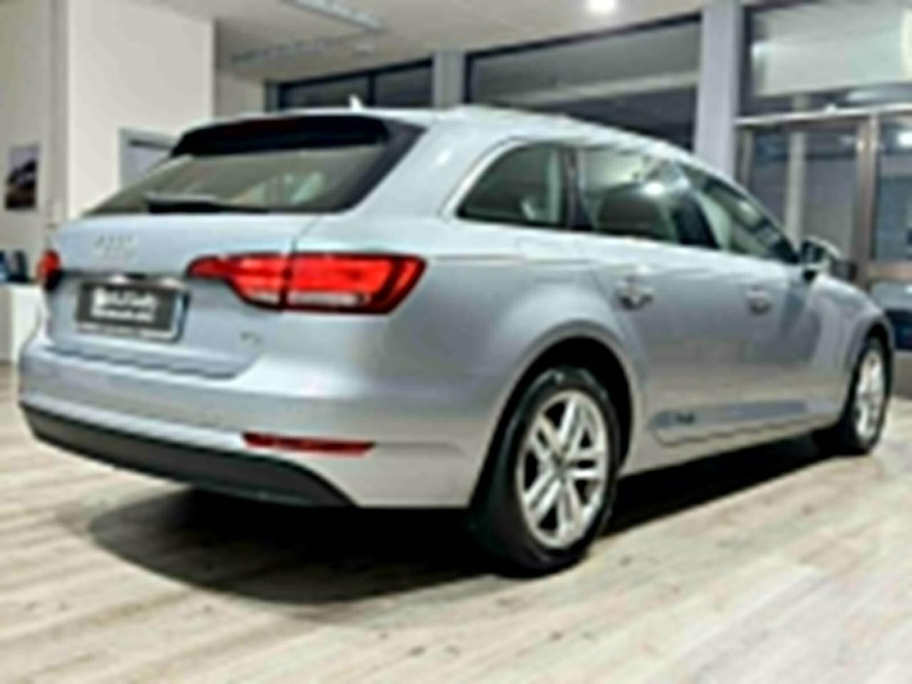 AUDI A4 AVANT 2.0TDI 150cv MANUALE 2016 GANCIO