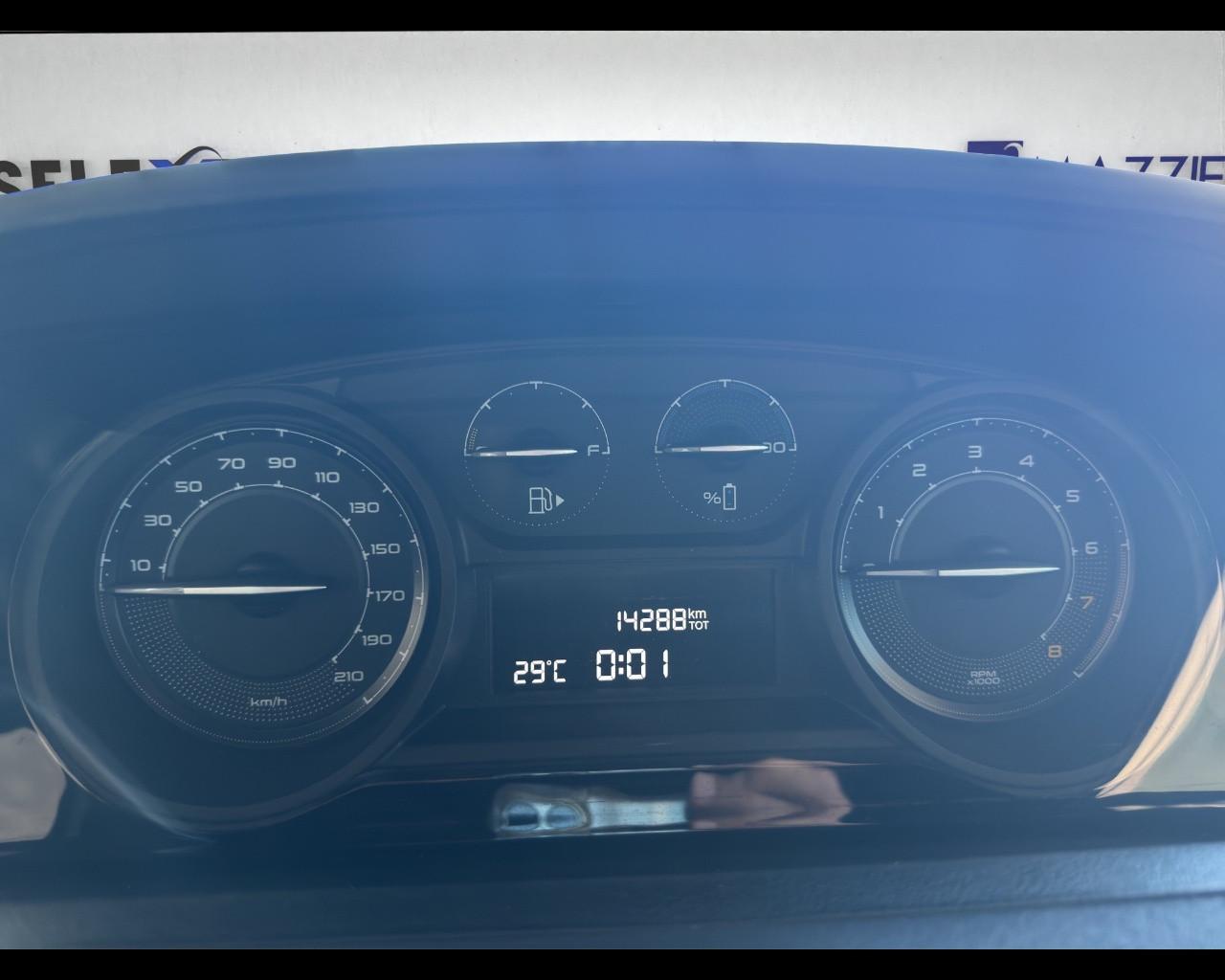 LANCIA Ypsilon 3ª serie - Ypsilon 1.0 FireFly 5 porte S&S Hybrid Platino