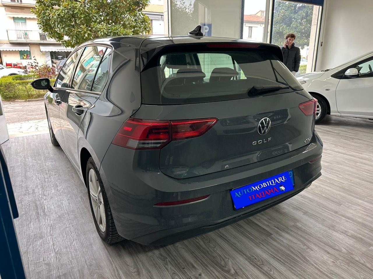 Volkswagen Golf 1.0 eTSI EVO DSG Life