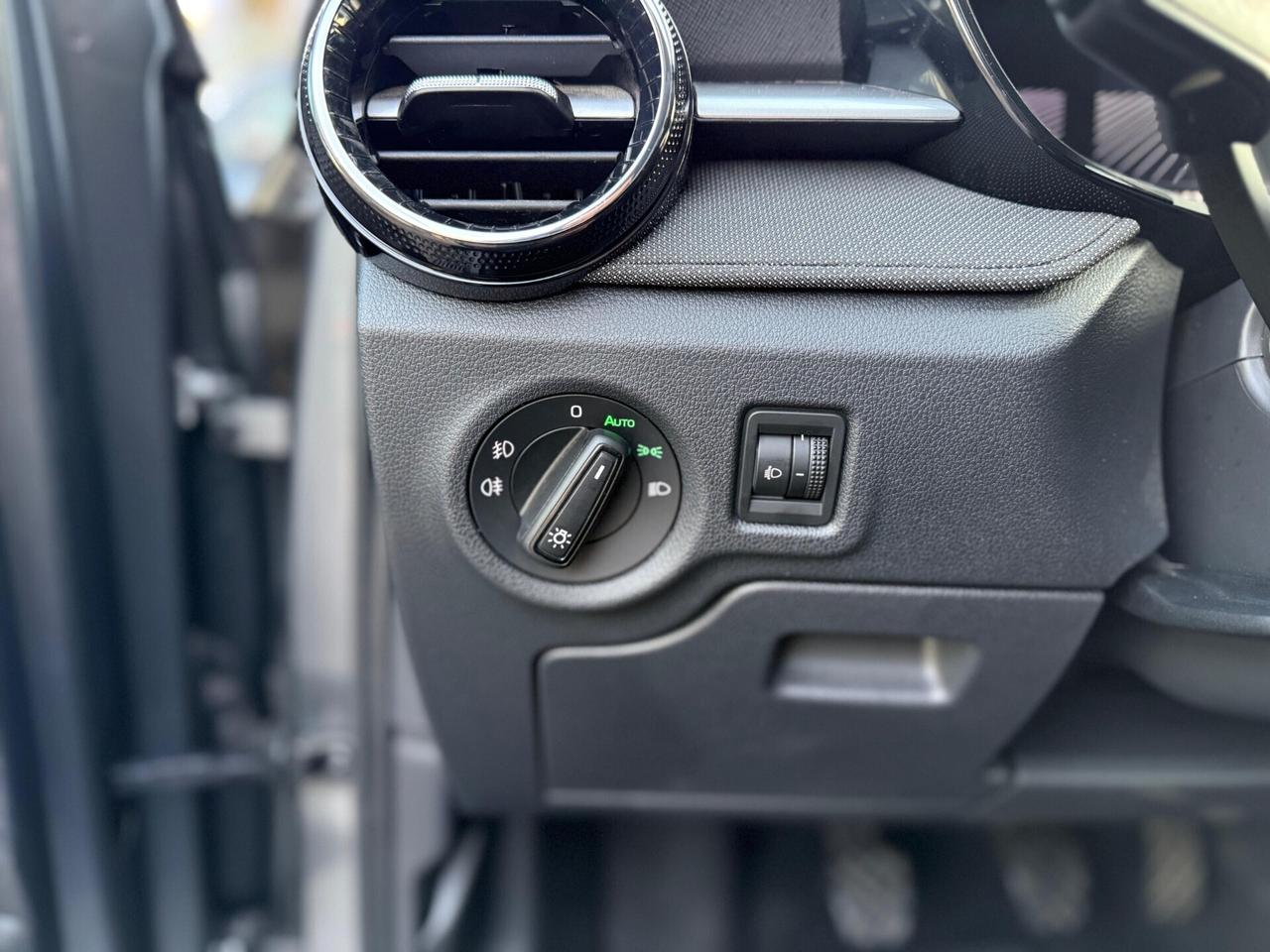 Skoda Fabia 1.0 MPI 80 CV Selection