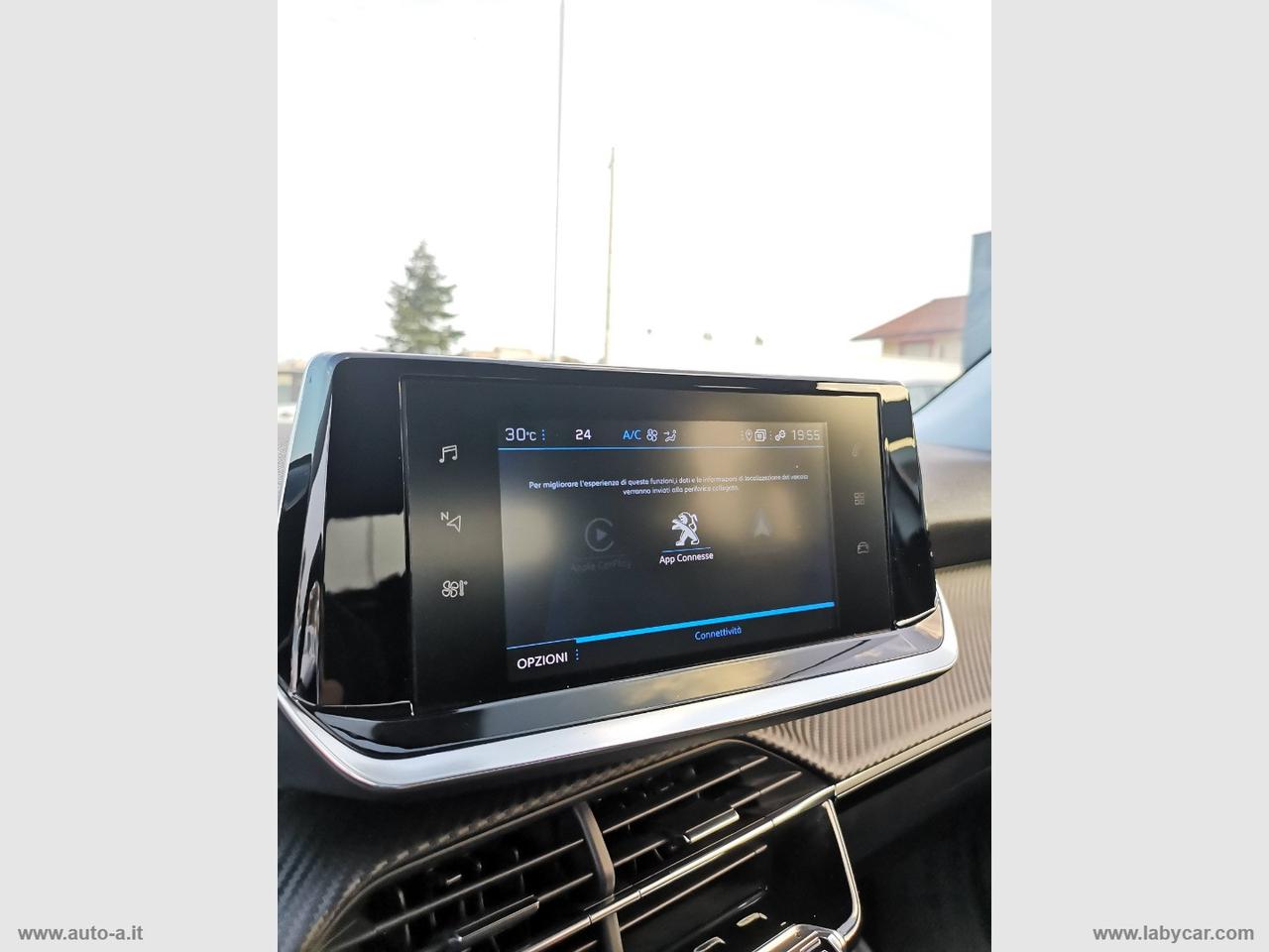 PEUGEOT 2008 BlueHDi 110 S&S Allure