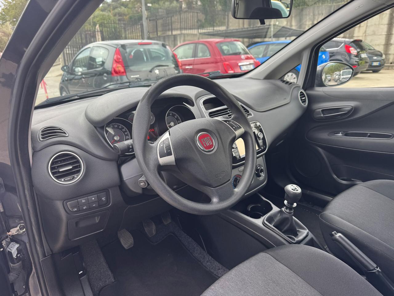 Fiat Punto 1.4 NATURAL POWER/CAR PLAY