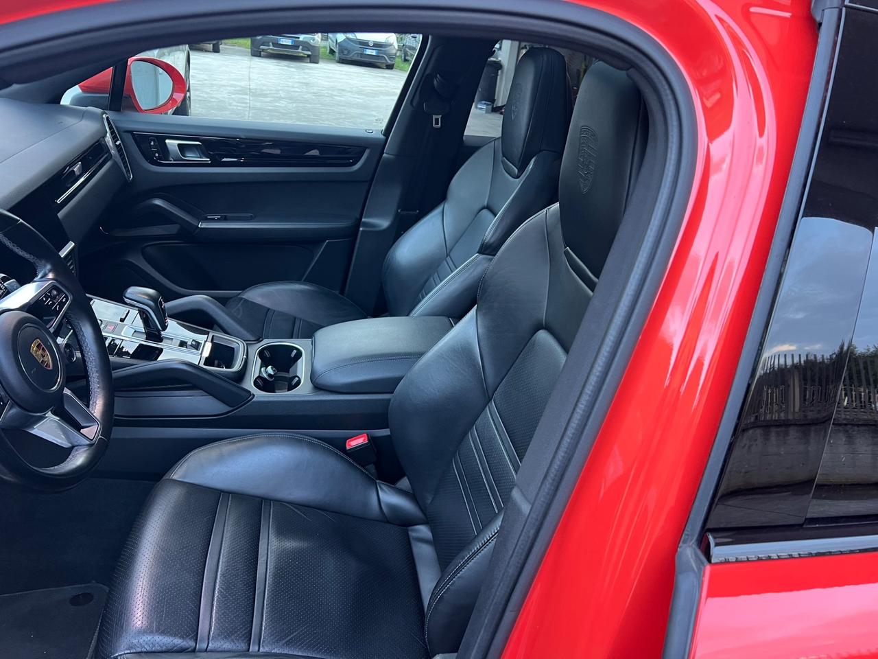 Porsche Cayenne Coupé 3.0 V6 E-Hybrid