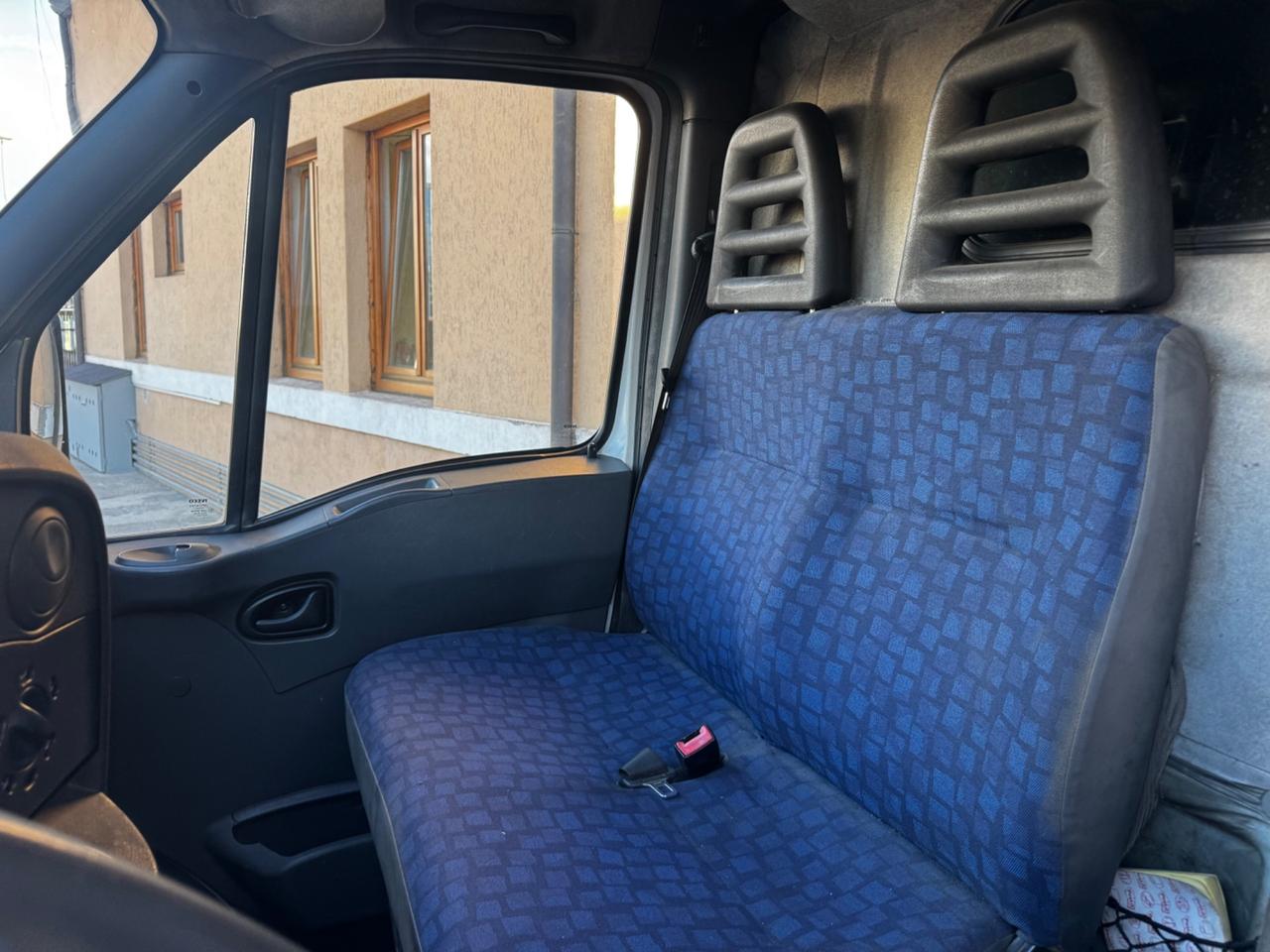 Iveco Daily 35S13 2.8 TDI PC Cabinato