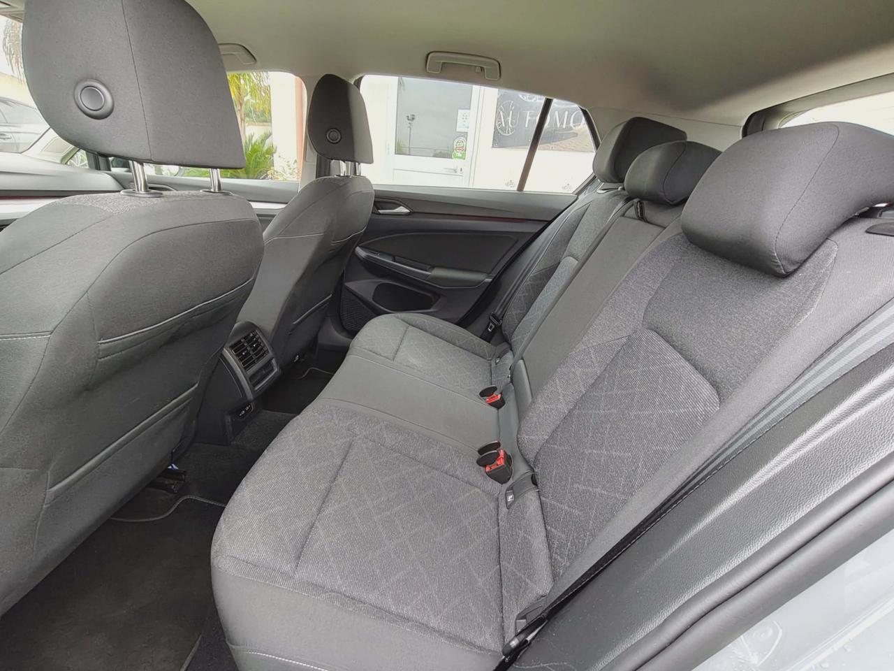 Volkswagen Golf 2.0 TDI DSG SCR Life - 2022