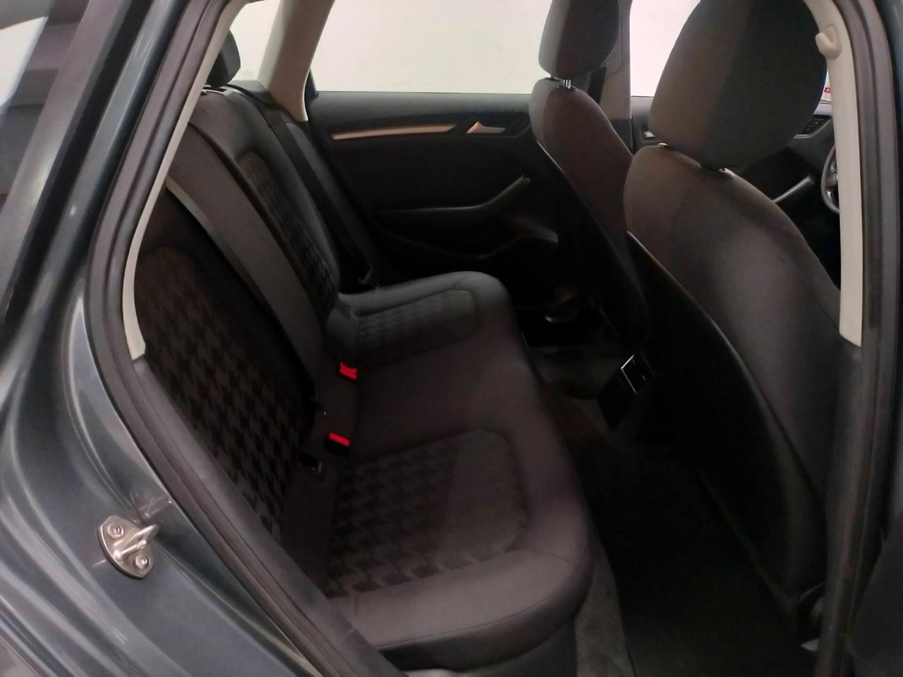 Audi A3 SPB 1.6 TDI ultra Attraction