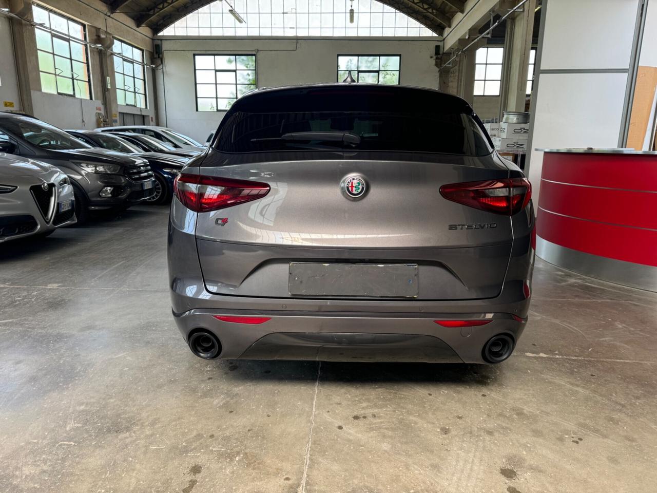 Alfa Stelvio 2.2 Diesel 210 CV Q4 Veloce Iva Esposta