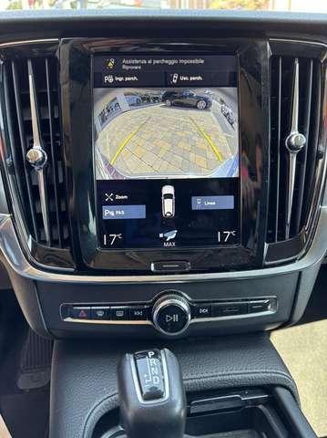 Volvo V90 D4 Geartronic Momentum LED-NAVI
