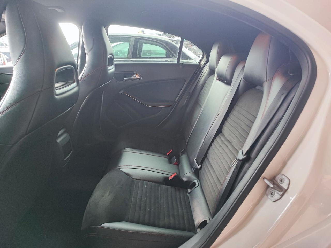 Mercedes-benz A 180 CDI Automatic Dark Night Edition