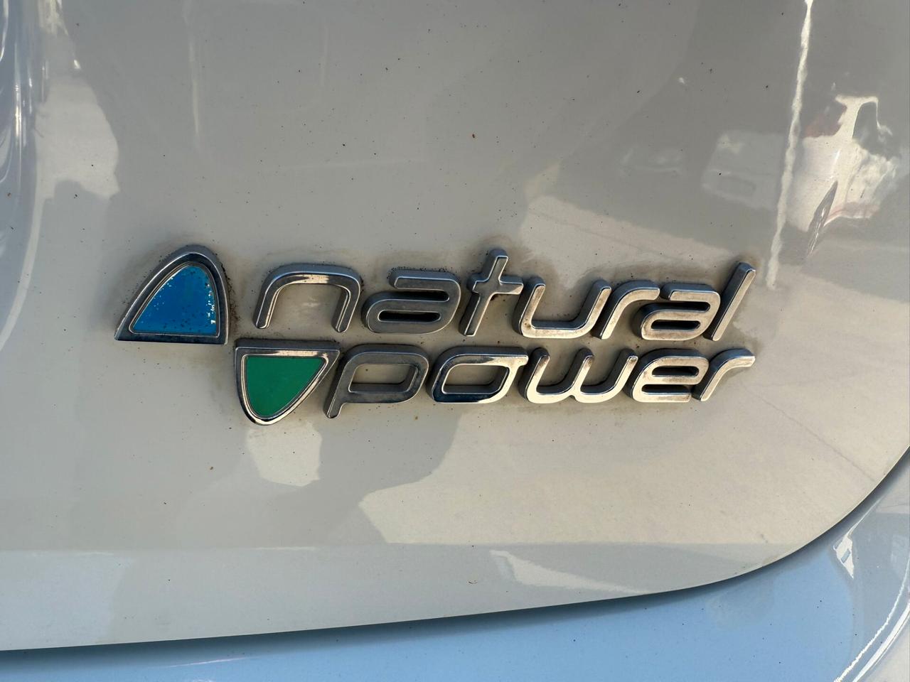 Fiat New Panda 0.9 t.air t. natural power benz/metano