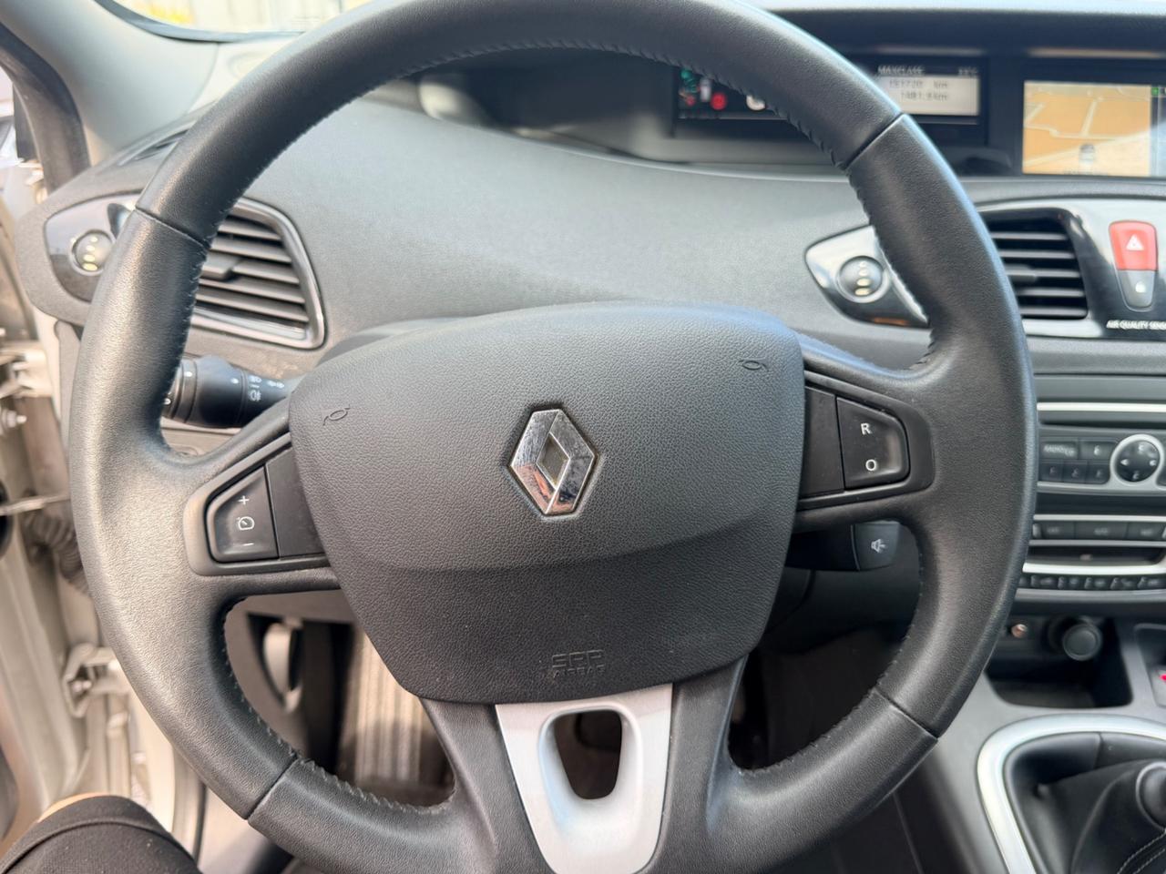 Renault Scenic 1.5 DCI 7 POSTI FULL NAVI