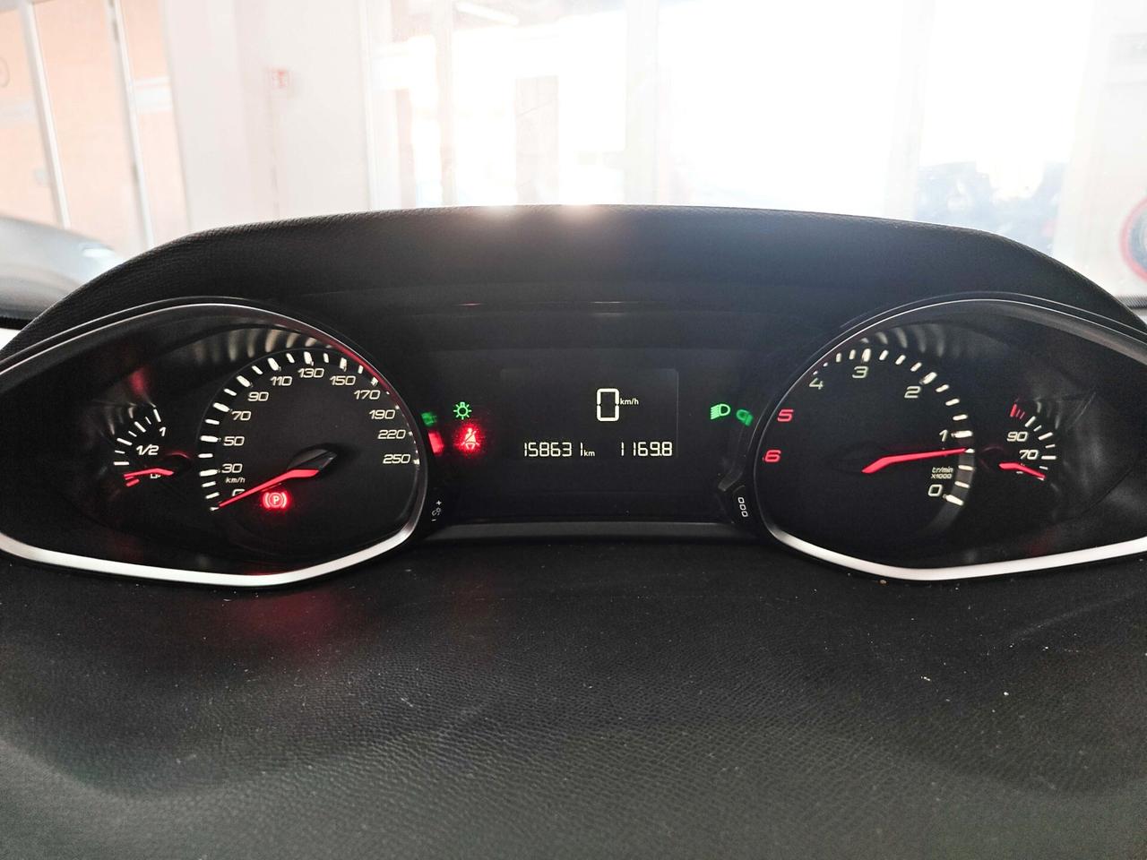 Peugeot 308 BlueHDi 130 S&S SW Allure