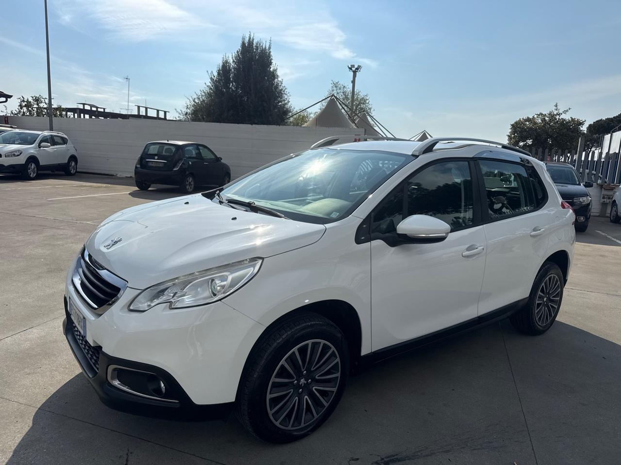 Peugeot 2008 2015 allure full optional
