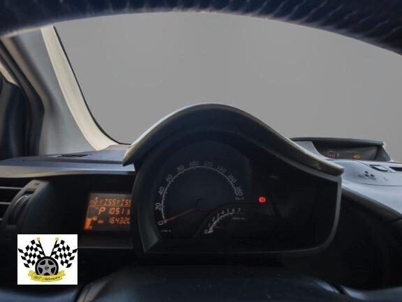 Toyota iQ 1.0