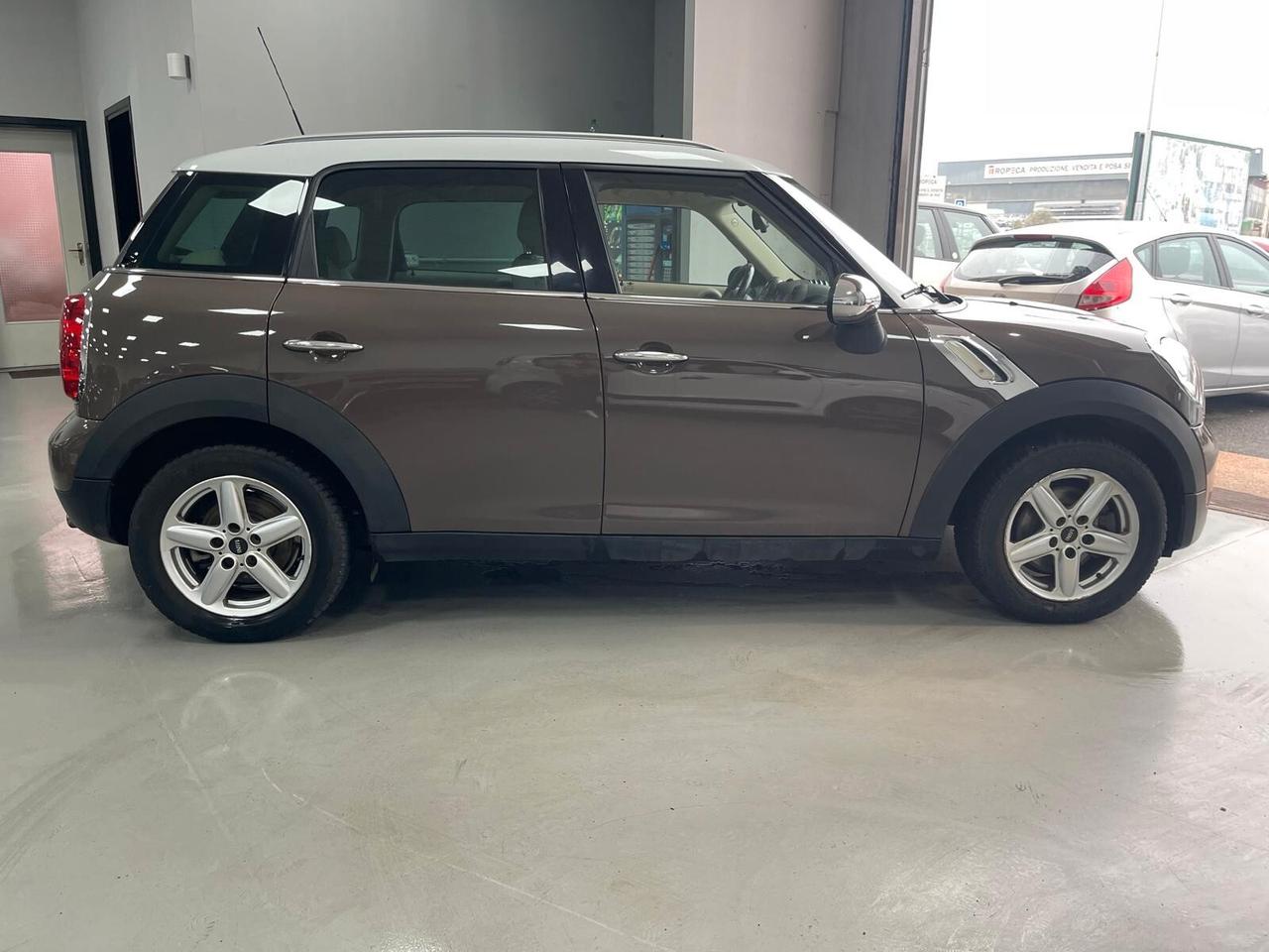 Mini Cooper Countryman 1.6 One