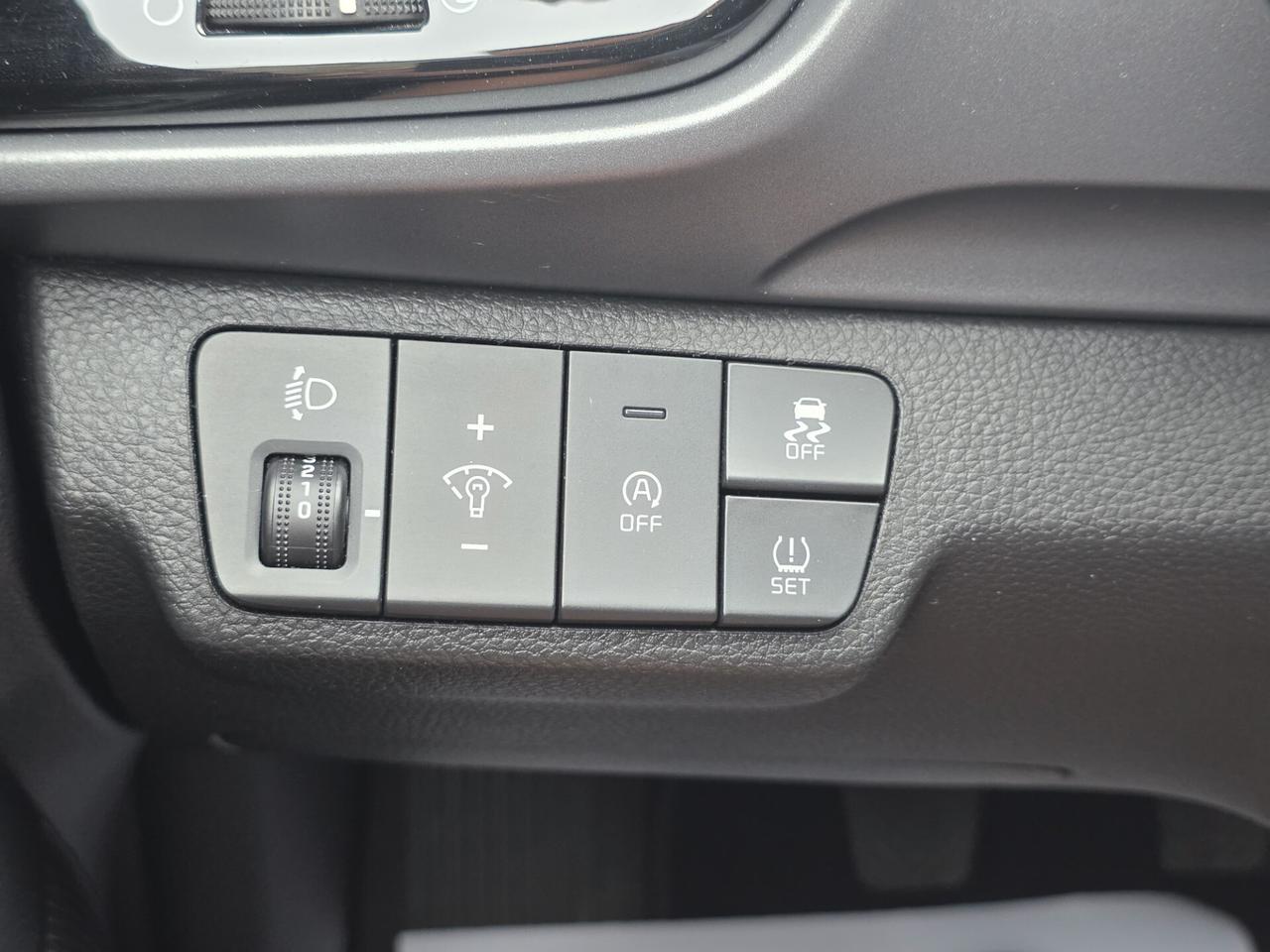 Kia Stonic 1.0 T-GDi 100cv hybrid GT Line