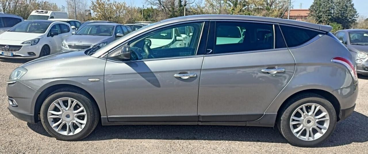 Lancia Delta 1.6 MJT DPF 105 CV Gold