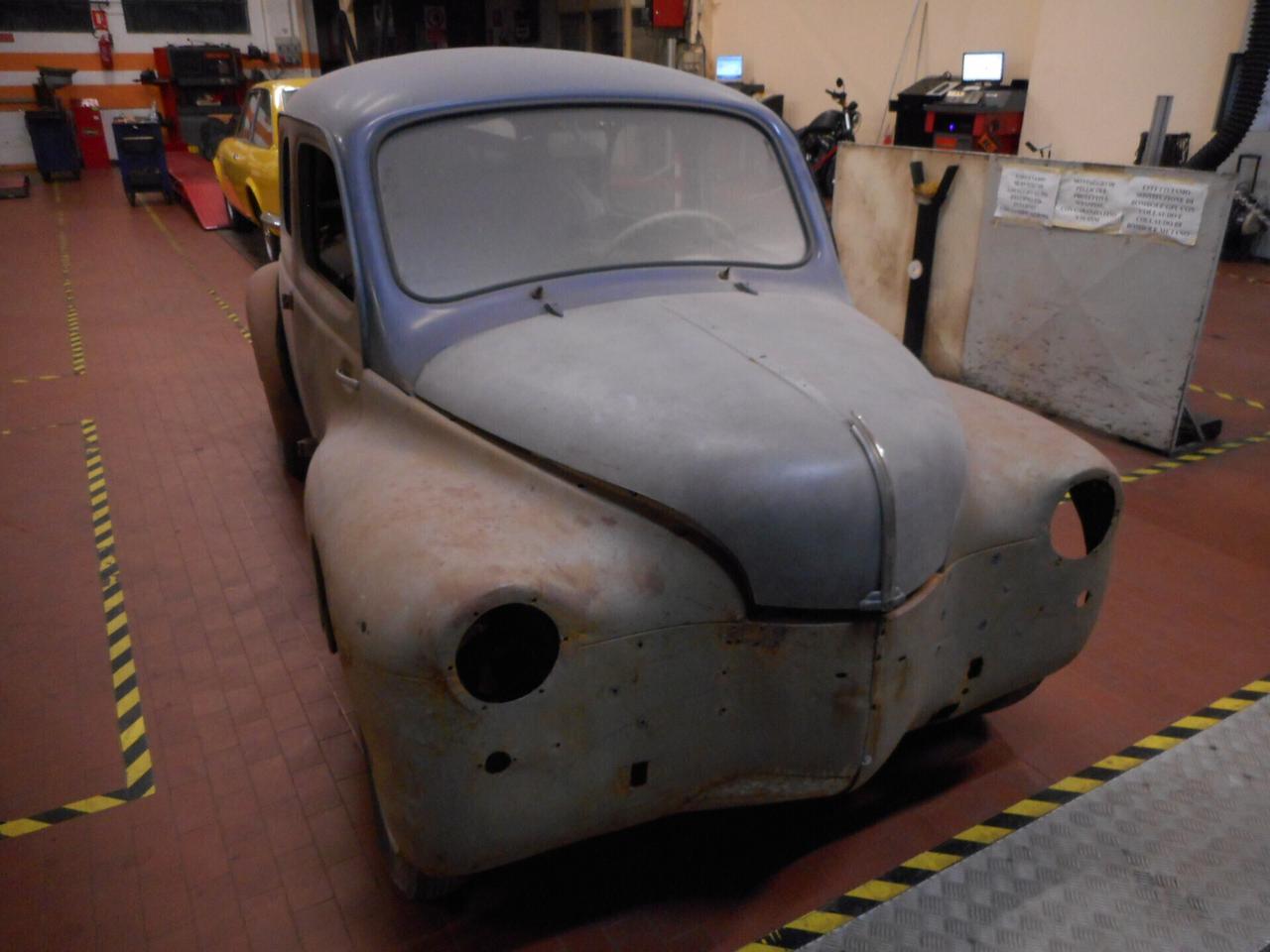Renault 4 4CV