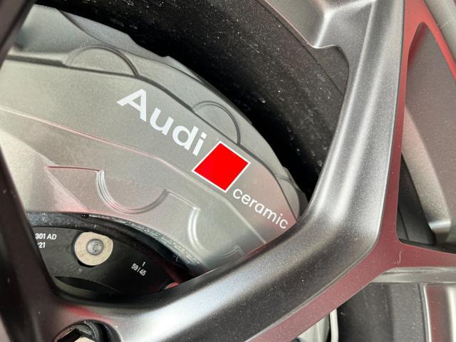 AUDI RS6 Avant 4.0 TFSI V8 quattro tiptronic Performance