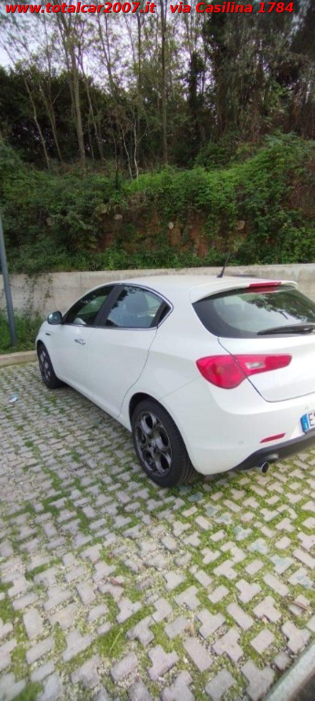 ALFA ROMEO Giulietta 2.0 JTDm-2 170 CV Distinctive