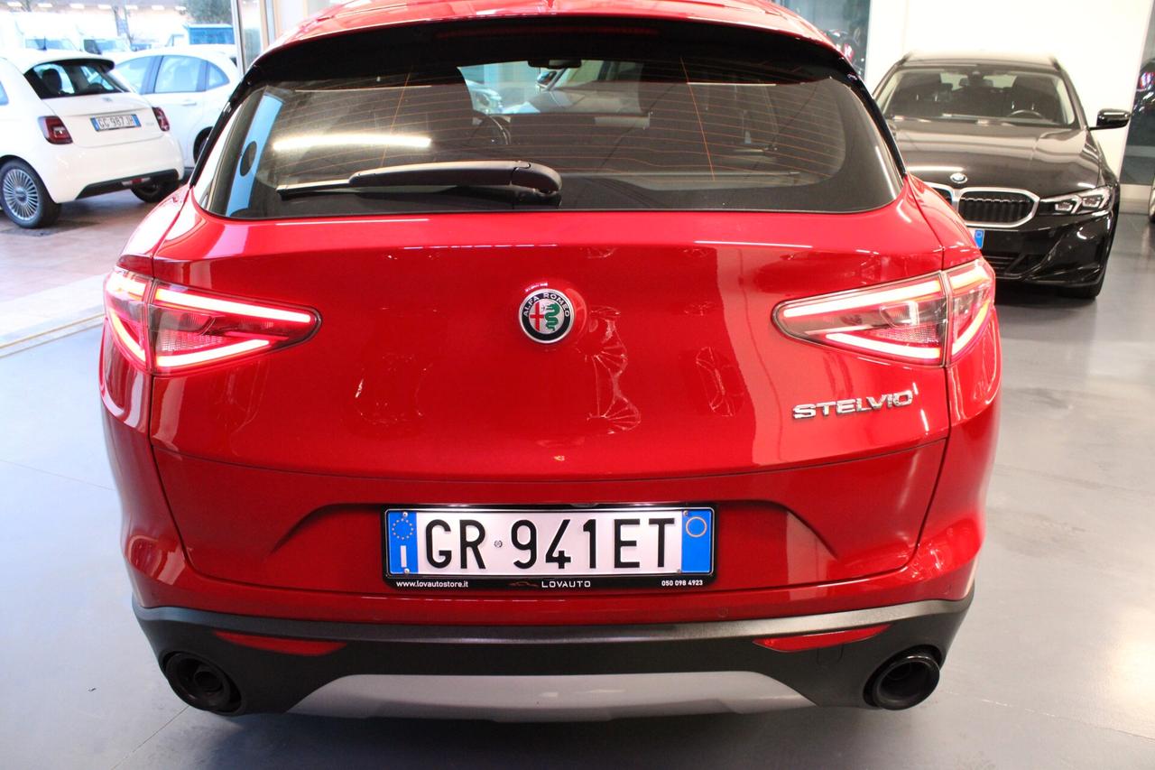 Alfa Romeo Stelvio 2.2 Turbodiesel 160 CV AT8 RWD Super