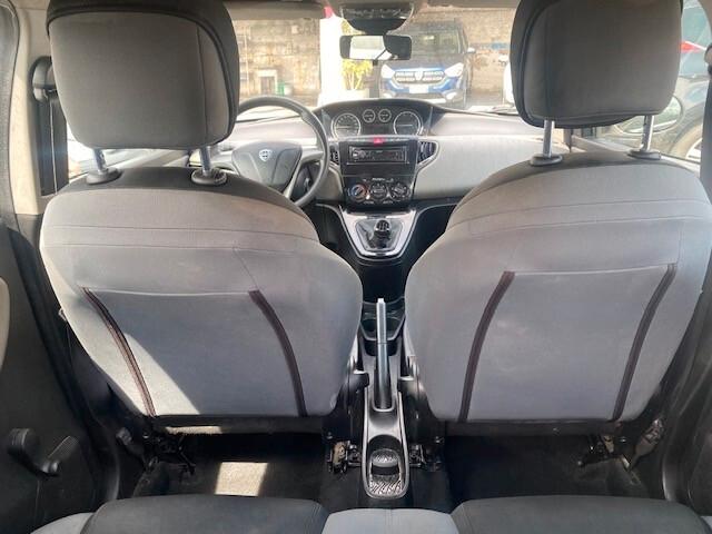 Lancia Ypsilon 1.3 MJT 16V 95 CV 5 porte S&S Silver