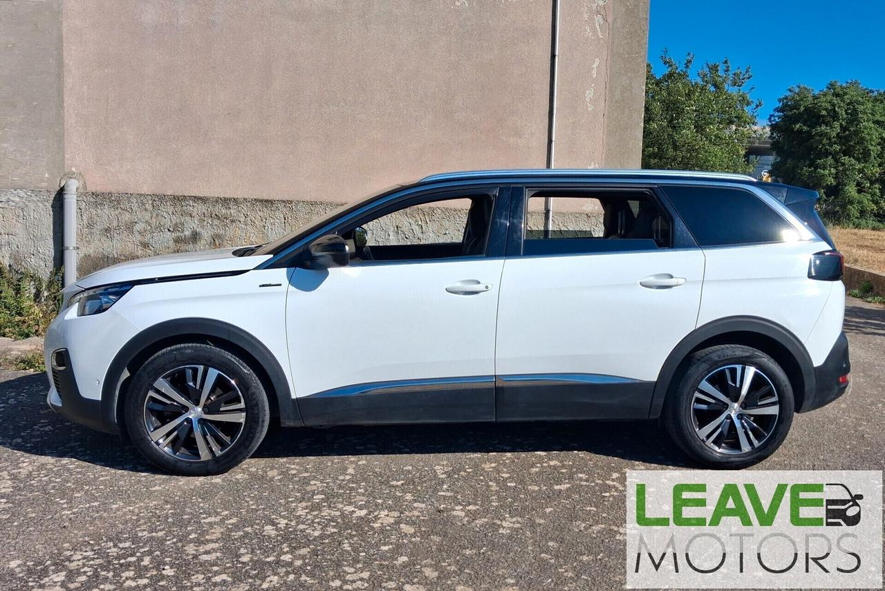 Peugeot 5008 HDi 130cv EAT8 (M1541)