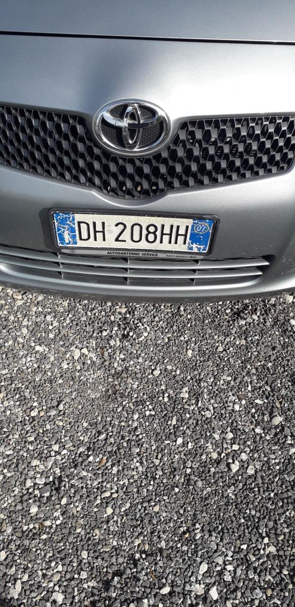 TOYOTA - Yaris - 1.0 5p. Sol