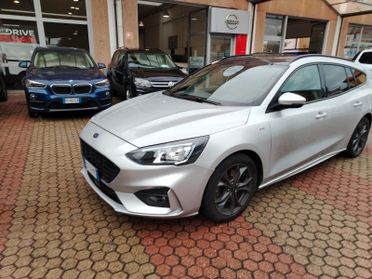 Ford Focus 1.0 EcoBoost Hybrid 125 CV SW ST Line