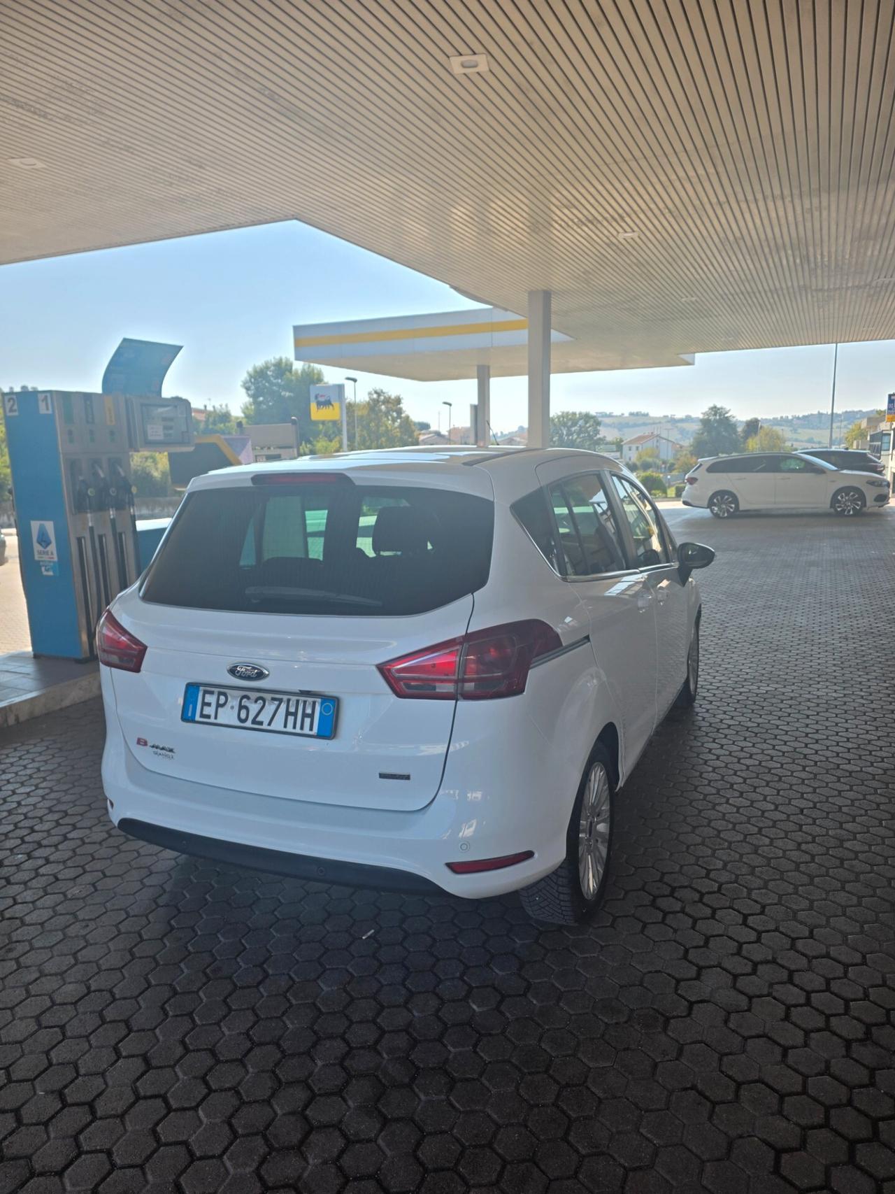 Ford B-Max Neo patentati Titanium