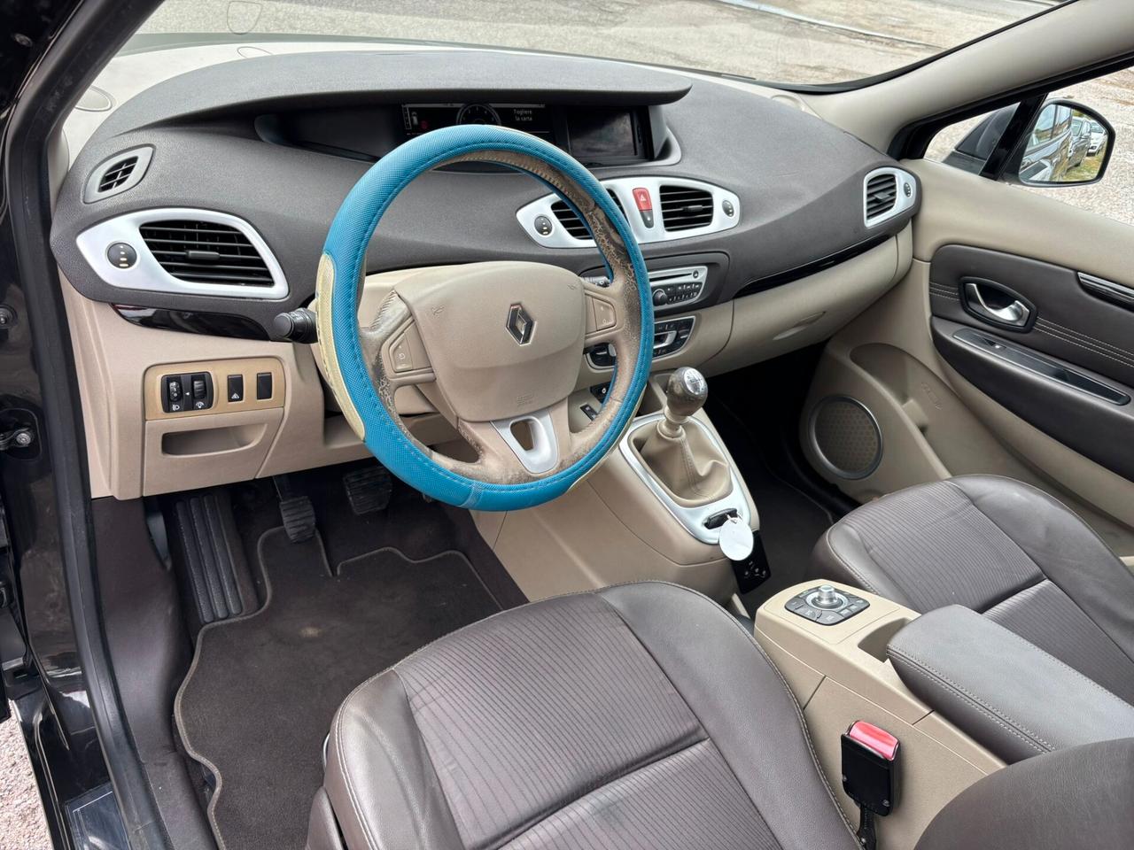 Renault Scenic Scénic X-Mod 1.9 dCi 130CV Luxe