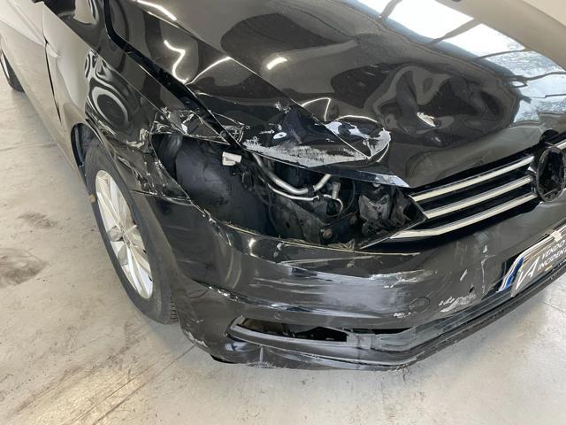 VOLKSWAGEN Touran 1.6 TDI SCR COMFORTLINE BLUEMOTION TECHNOLOGY