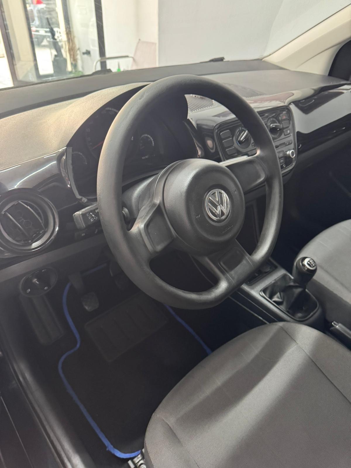 Volkswagen up! 1.0 3p. take