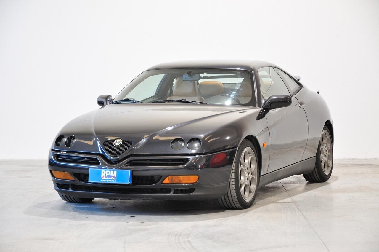 Alfa Romeo GTV 2.0i V6 turbo cat