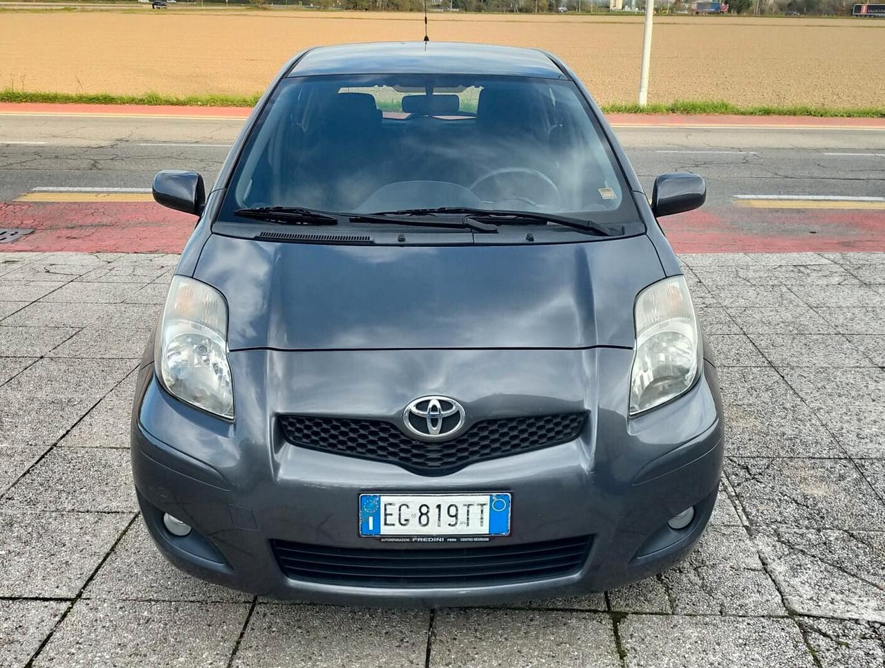 Toyota Yaris 1.3 5 porte Active