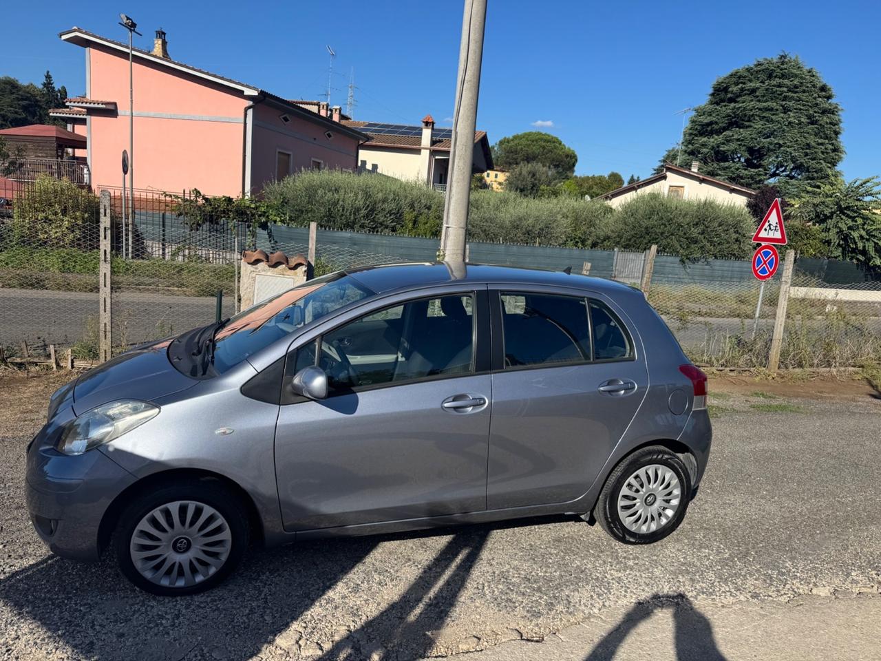 Toyota Yaris 1.0 5 porte NEOPATENTATI