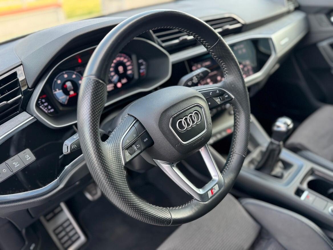 Audi Q3 SPB 35 TDI quattro S line edition