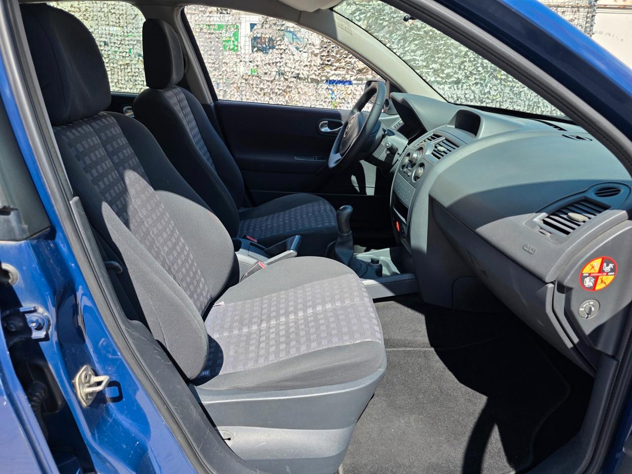 Renault Megane 1.4 16v X NEOPATENTATO ZAMPOGNAUTO CT