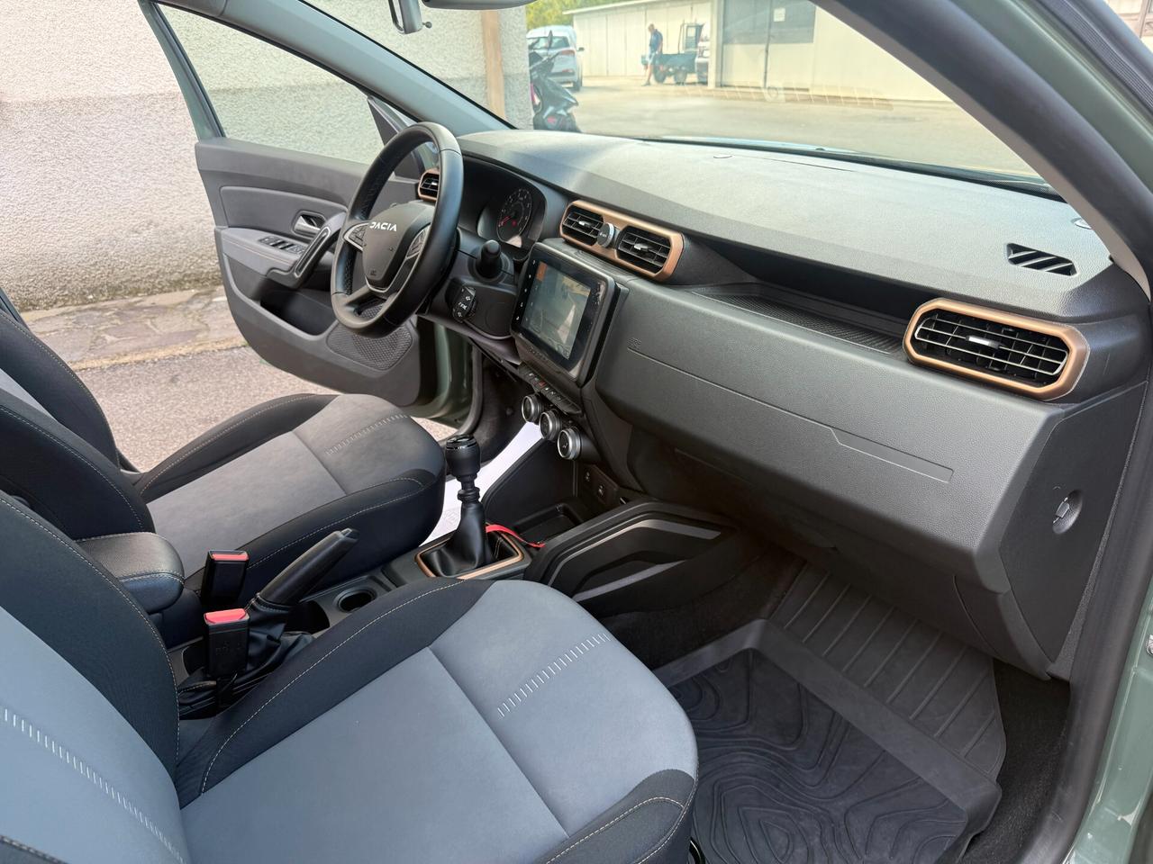 Dacia Duster Eco-G 100 CV Journey