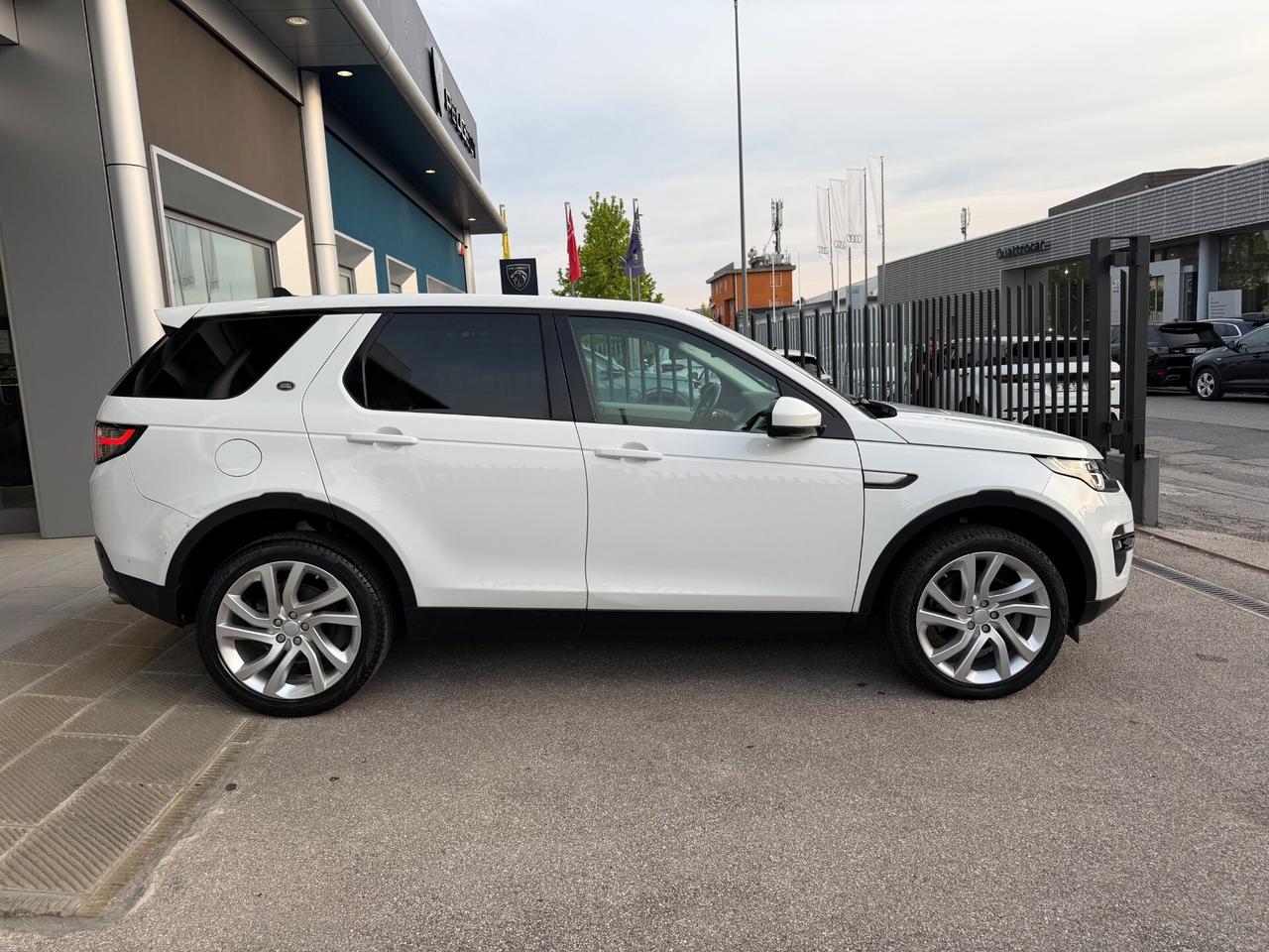 Land Rover Discovery Sport 2.0 TD4 150 CV HSE